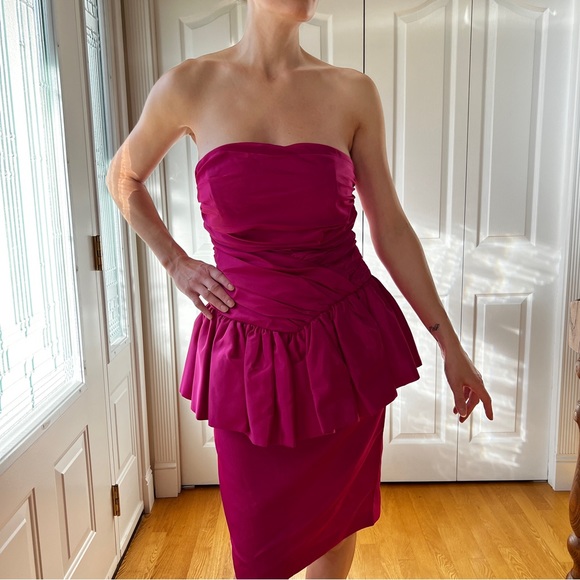 Vintage Nu Mode Hot Pink Peplum Strapless Cocktail Dress - Picture 4 of 10